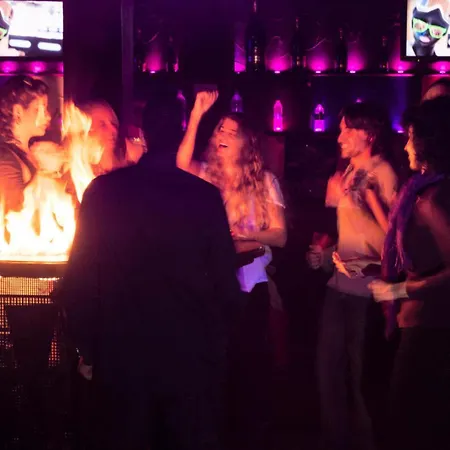 Lägenhet Arcelle - Location: Confortable Dans La Rue Pietonne Mae-9060 *